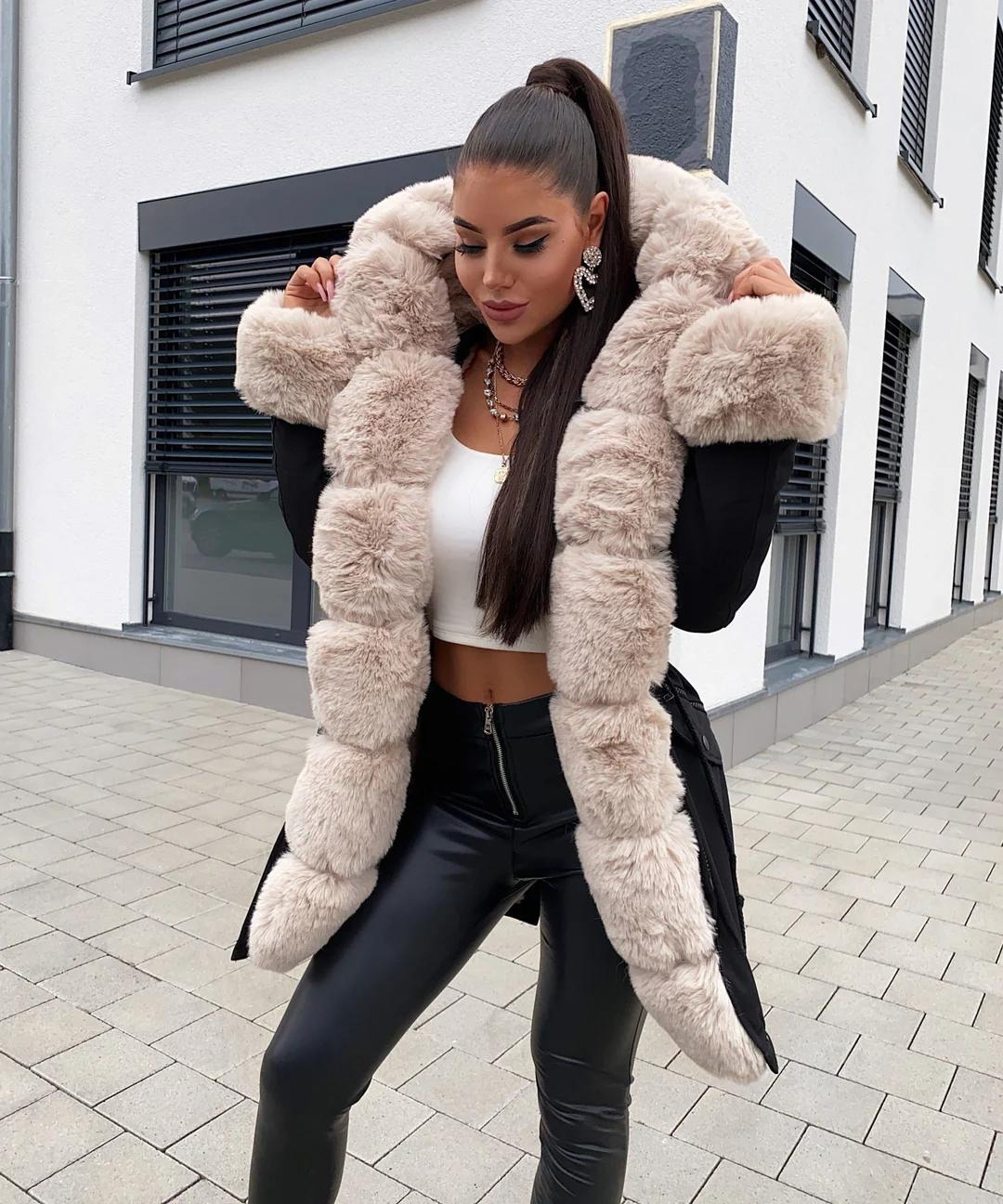 ARIANA JACKET